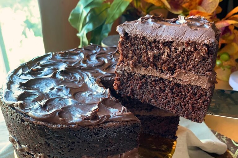Classic Fudgey Dark Chocolate Cake - Along's Home Bakes